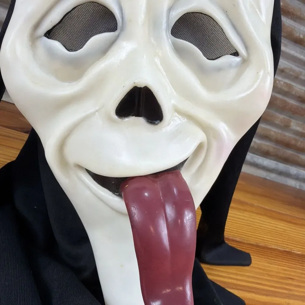 Easter Unlimited Inc scream ghostface